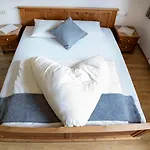 Haus Am Muehlroan بيت ضيافة 3*
